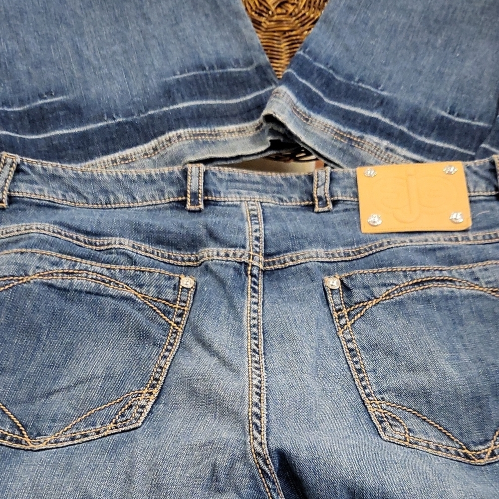 Escada Classic Blue Jeans - Picture 8 of 12